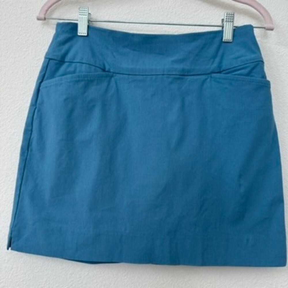 Swing‎ Control Skirt with Built-In Shorts - Size 6